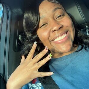 Meet your Posher, Latarica